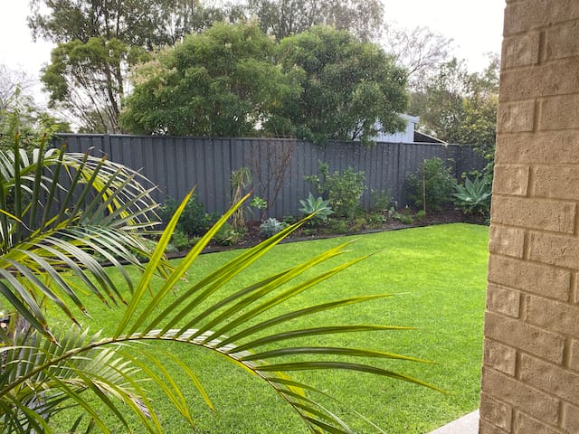 Oasis DUNSBOROUGH – 2min stroll to Bay gallery image 4