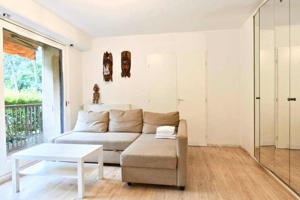 Living-room with wardrobes