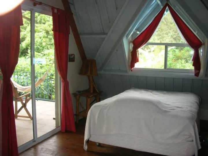 Chumba cha kulala cha Master ghorofani