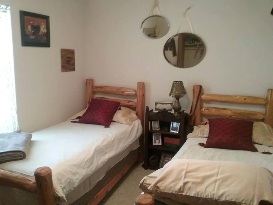 Twin beds that change into a King