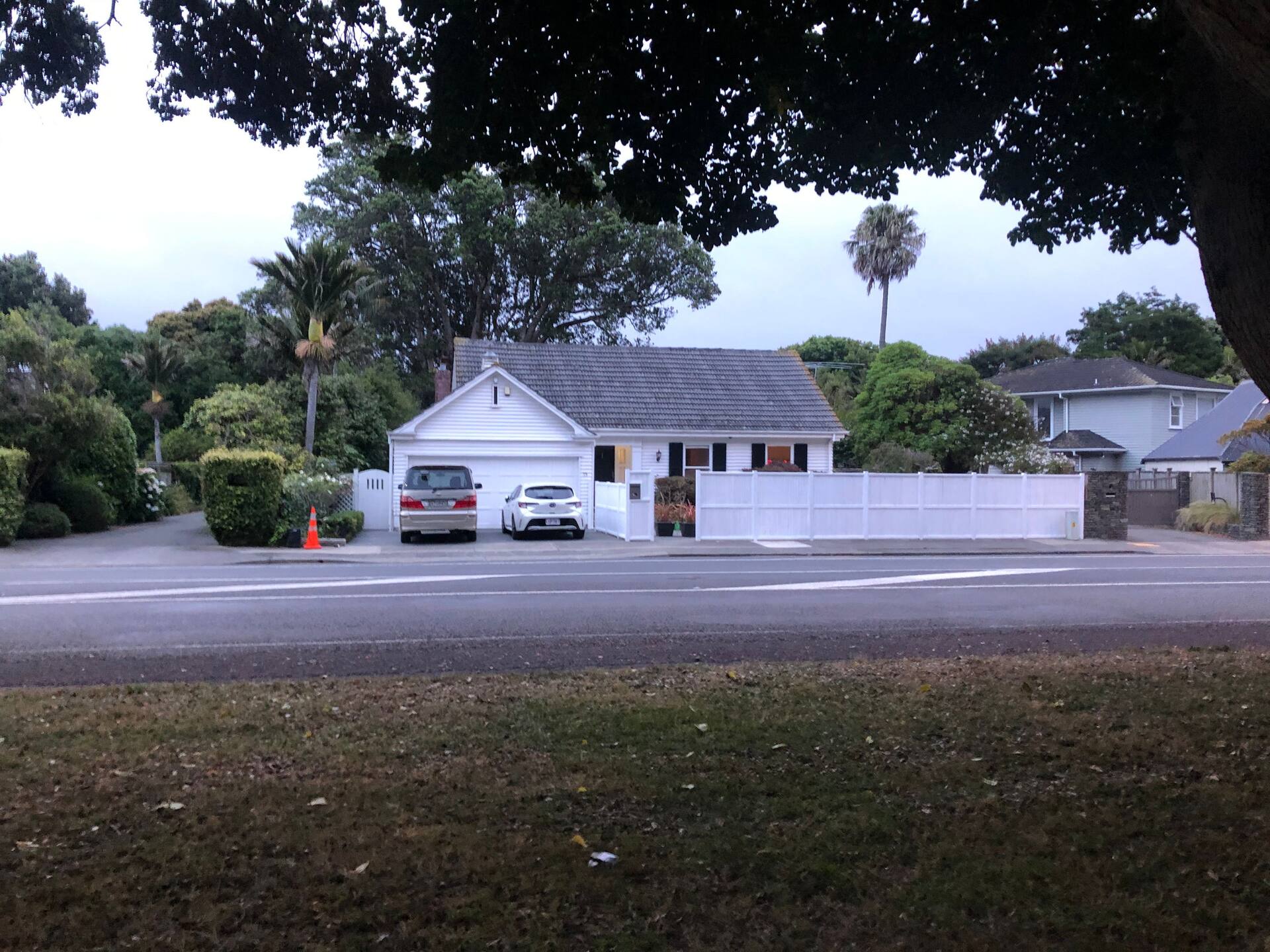 Great location in woburn at hutt central