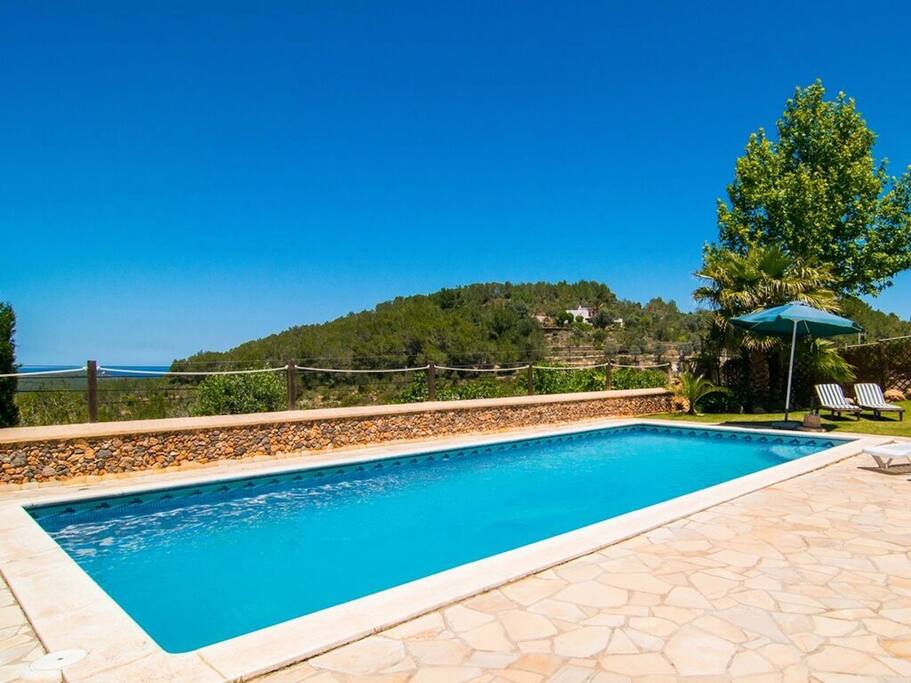 The amazing private pool with Sea Views is the place were our guests love to have a swim while enjoying the magnificent views of our sea.