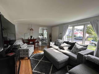 Tonawanda 3 Bed House, 20 Min to the Falls, photo 2 of 38