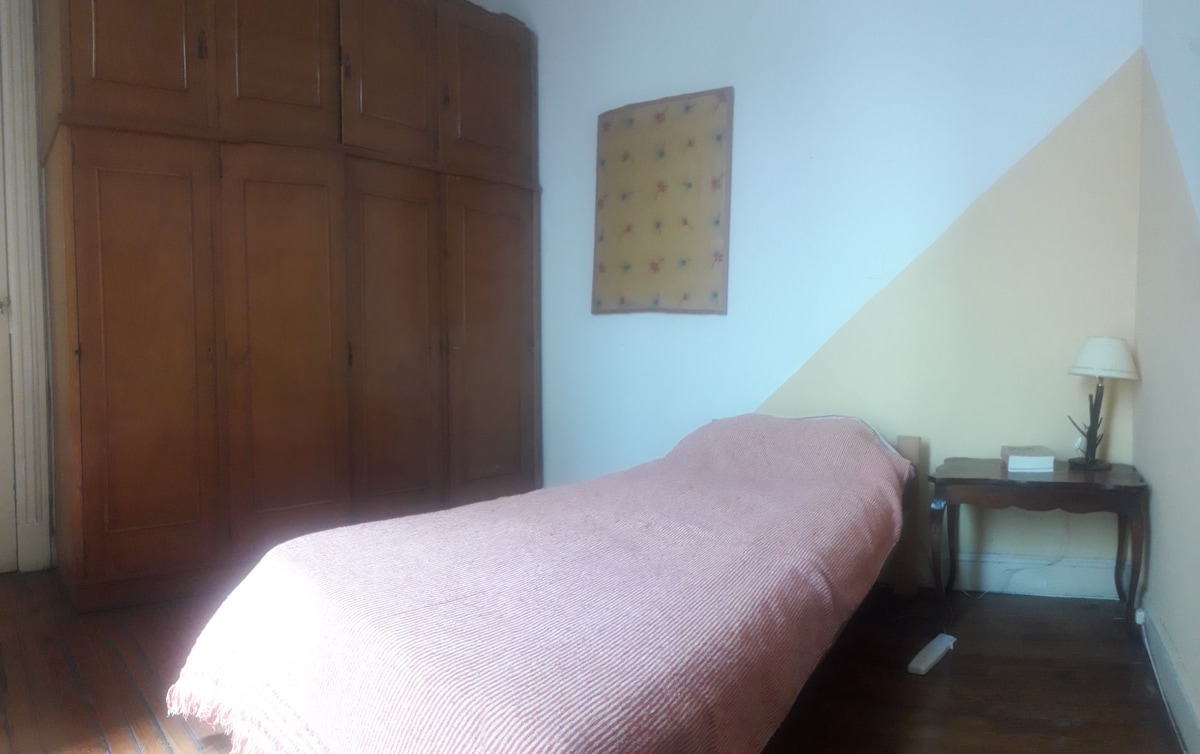 Casa amoblada con patio