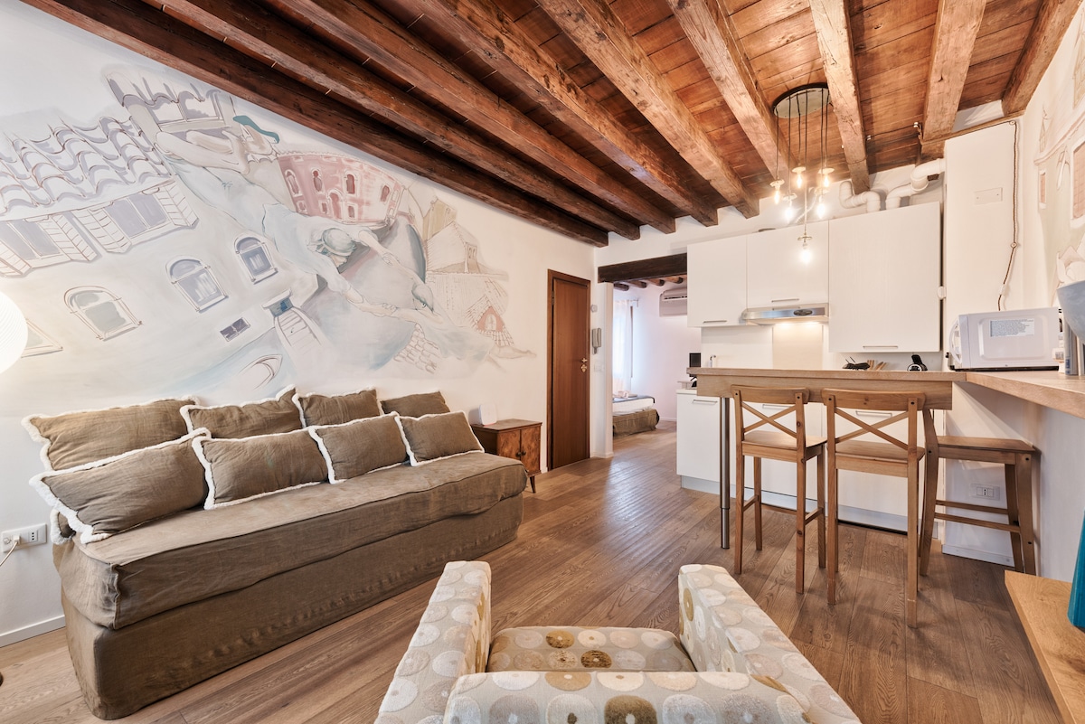 Best Airbnbs In Venice Italy