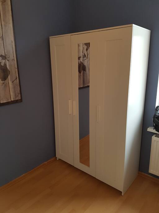 Schlafzimmer 1