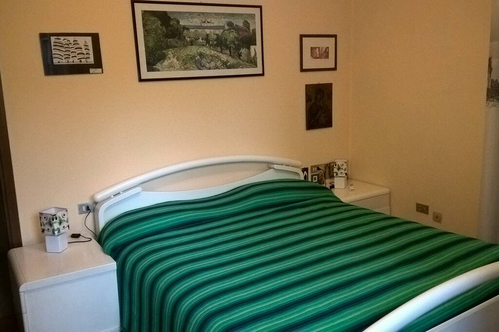 stanza matrimoniale letto king size