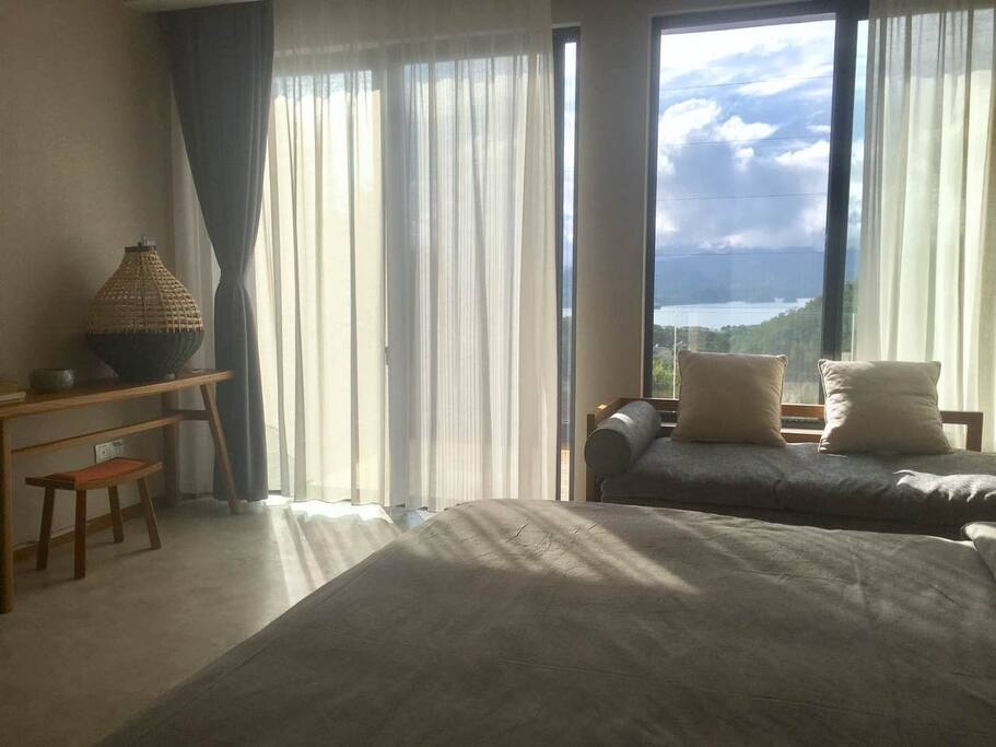 loft湖景亲子大床房