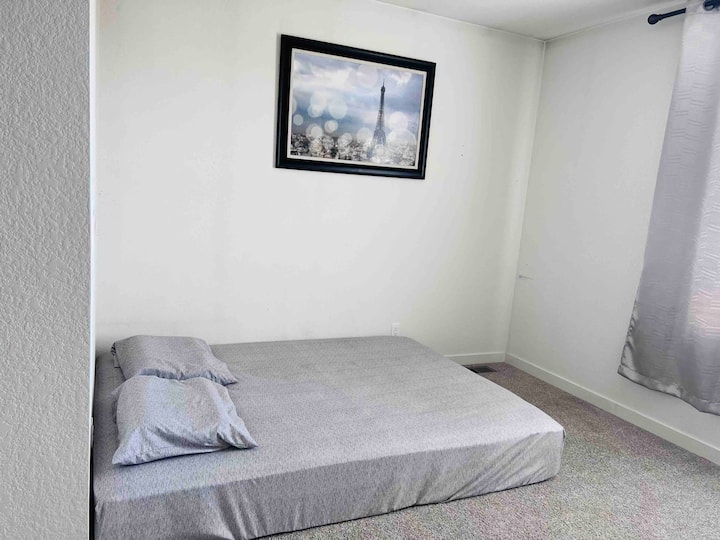 Საწოლი 5 @ ზემოთ ლოფტი