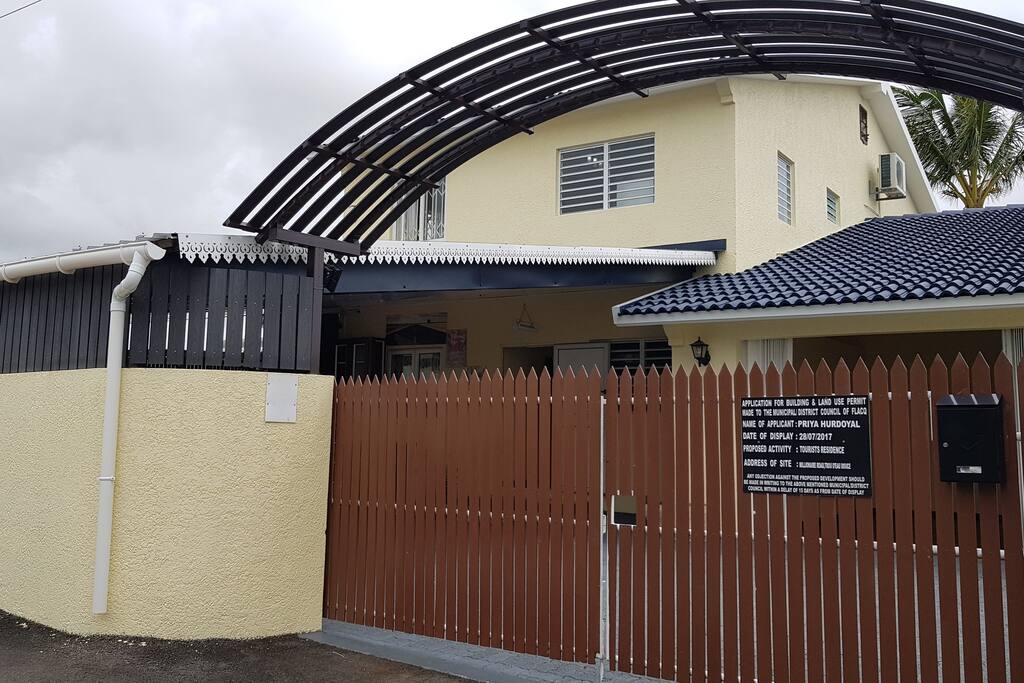 Private Entrance