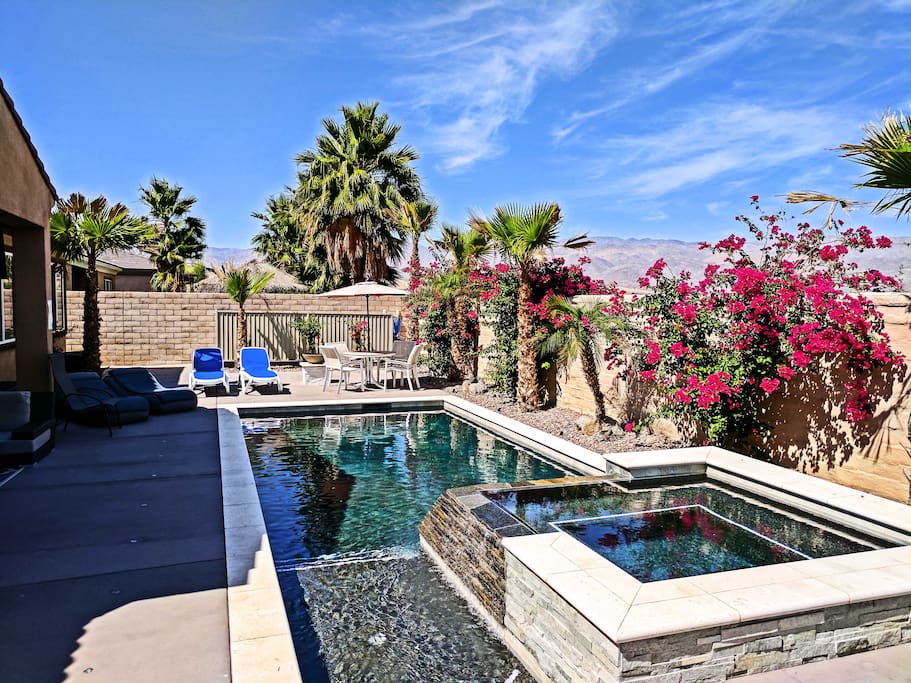 Private Spa/Pool - Mountain Views - Outdoor dining table