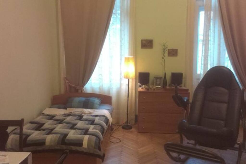 single bed