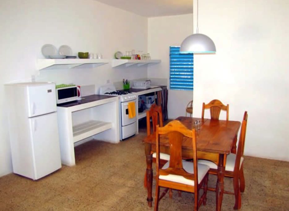 Kitchen and dining area.
