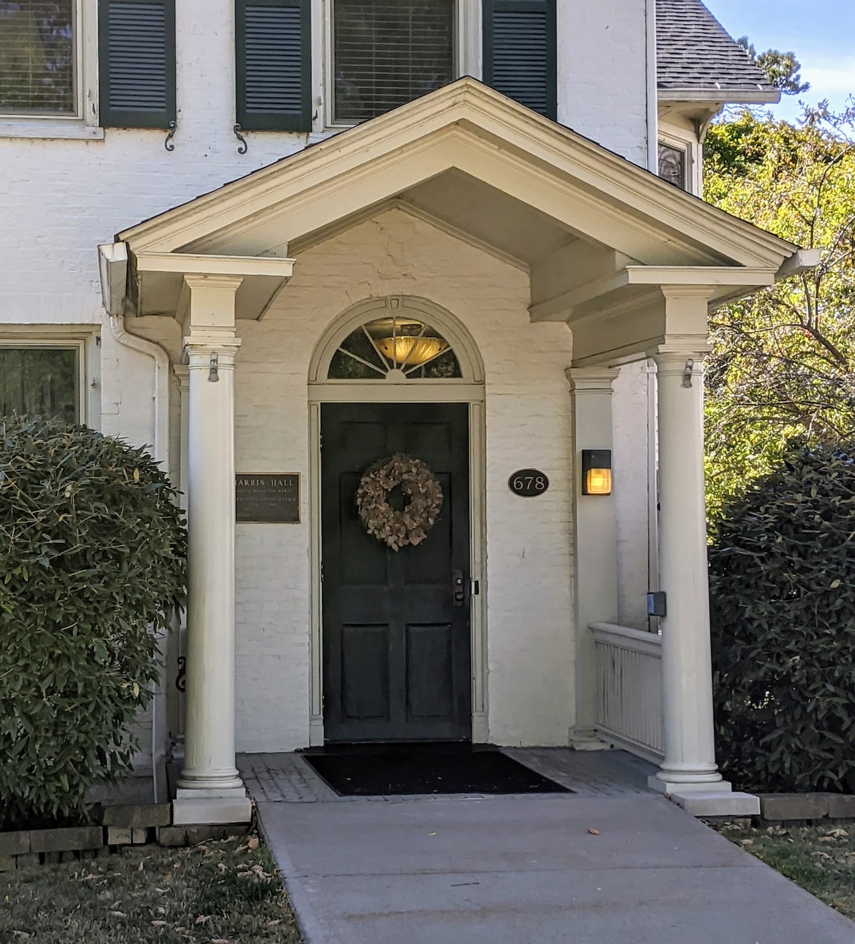 Lakeview Guest House