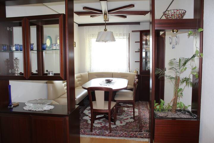 Nice 3 bedr. appart. near center gallery image 5