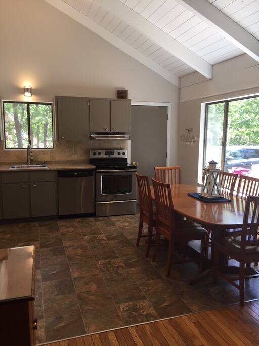 Kitchen dining area