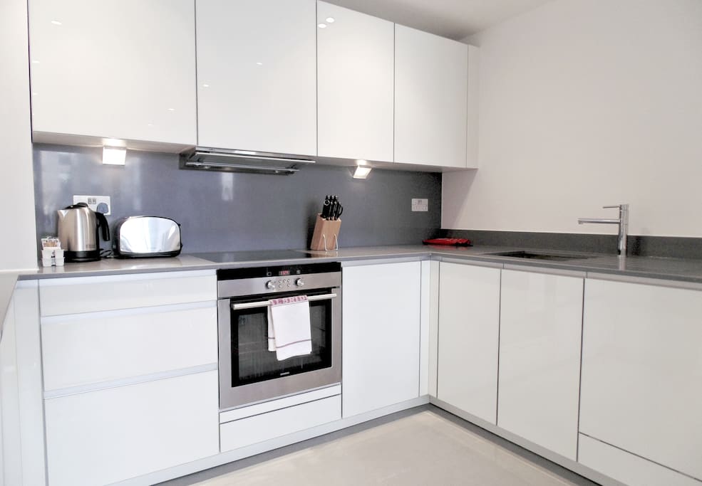 Fully equipped kitchen