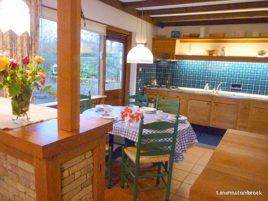 woonkeuken vanaf woonkamer