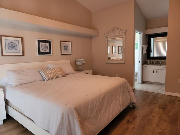 Chumba cha kulala cha Master- King