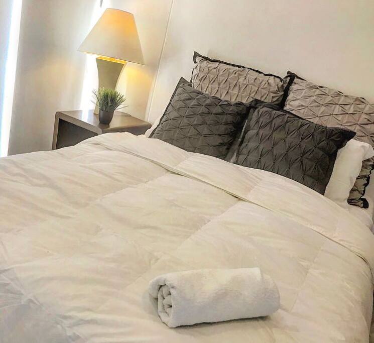 ROOM / Habitación