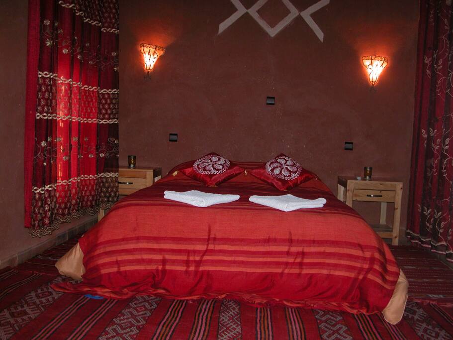 Palma Room facing the garden & Palmerai