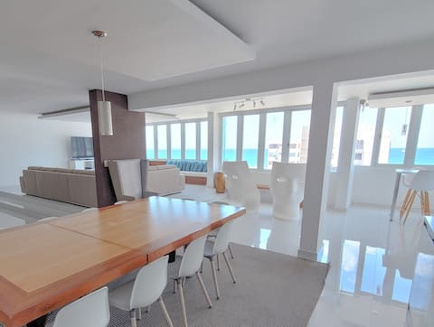 STUNNING 6BR PENTHOUSE ON ISLA VERDE BEACH