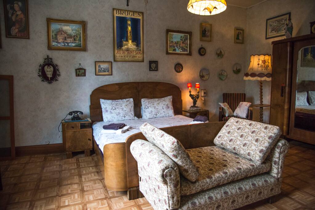 Nostalgia in the heart of Bruges
