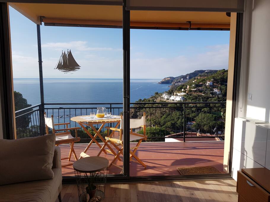 Salón con vistas