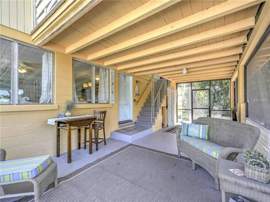 Exterior staircase to upstairs unit