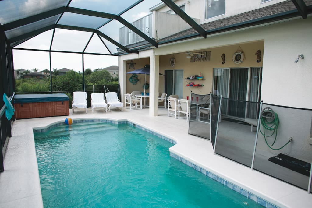 Pool, hot tub and BBQ area...