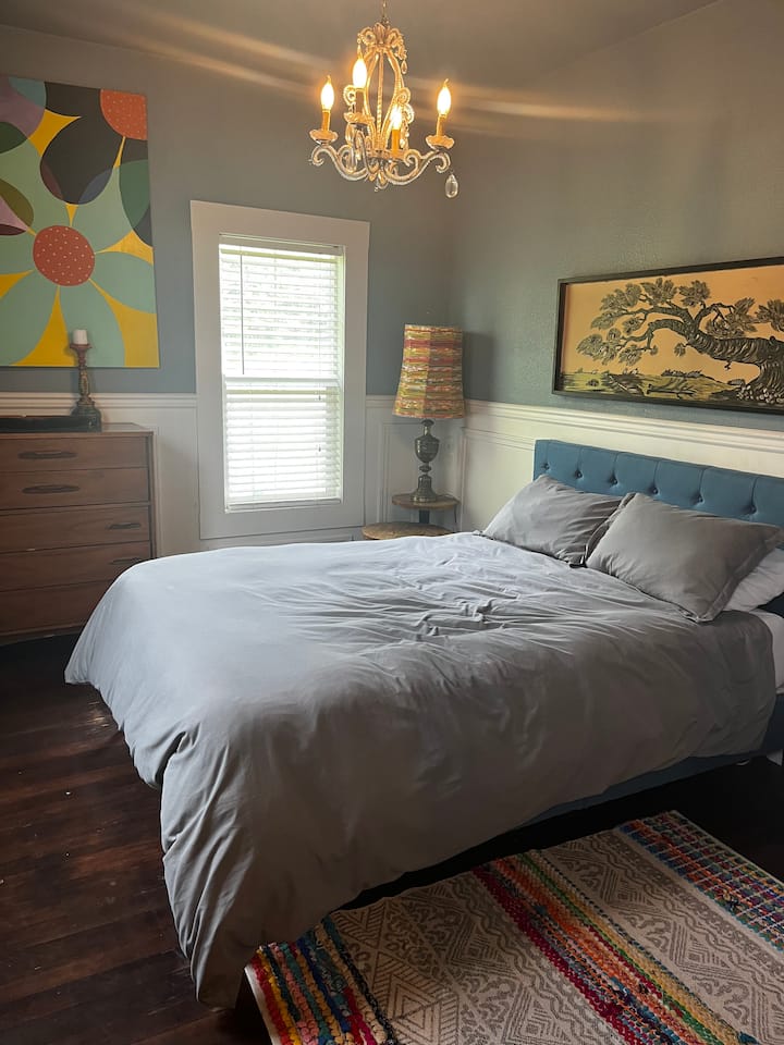 საძინებელი 4