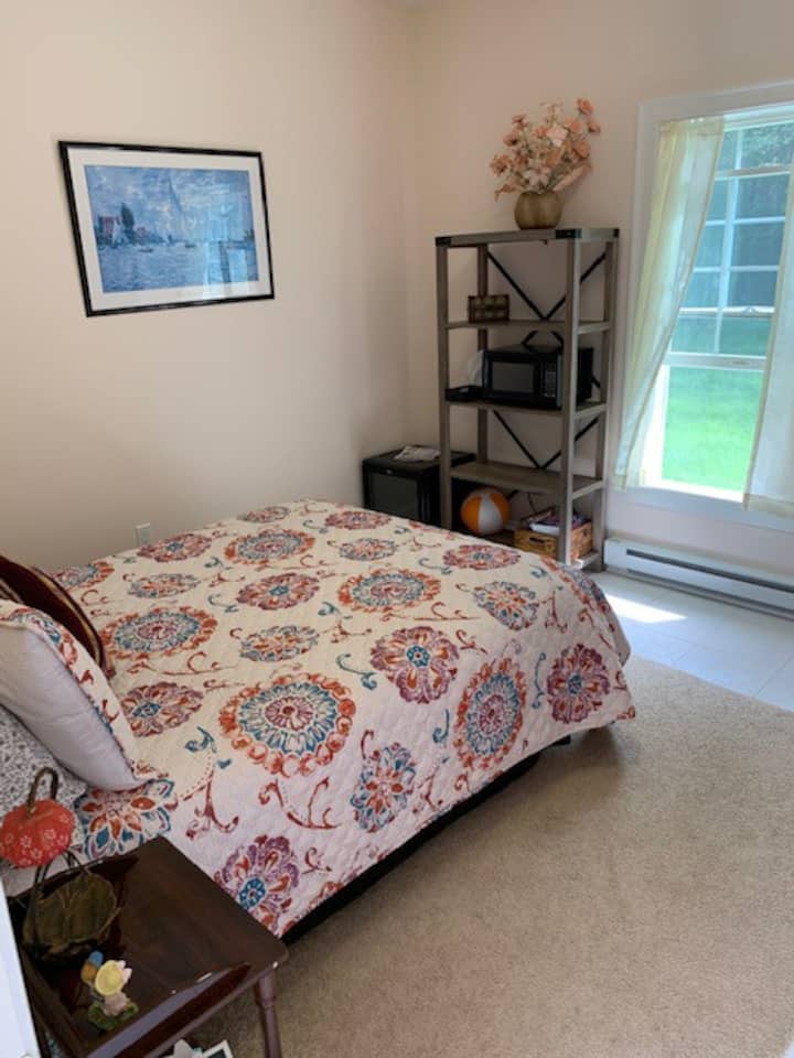 Rural Retreat With Pool  - - Kent, CT