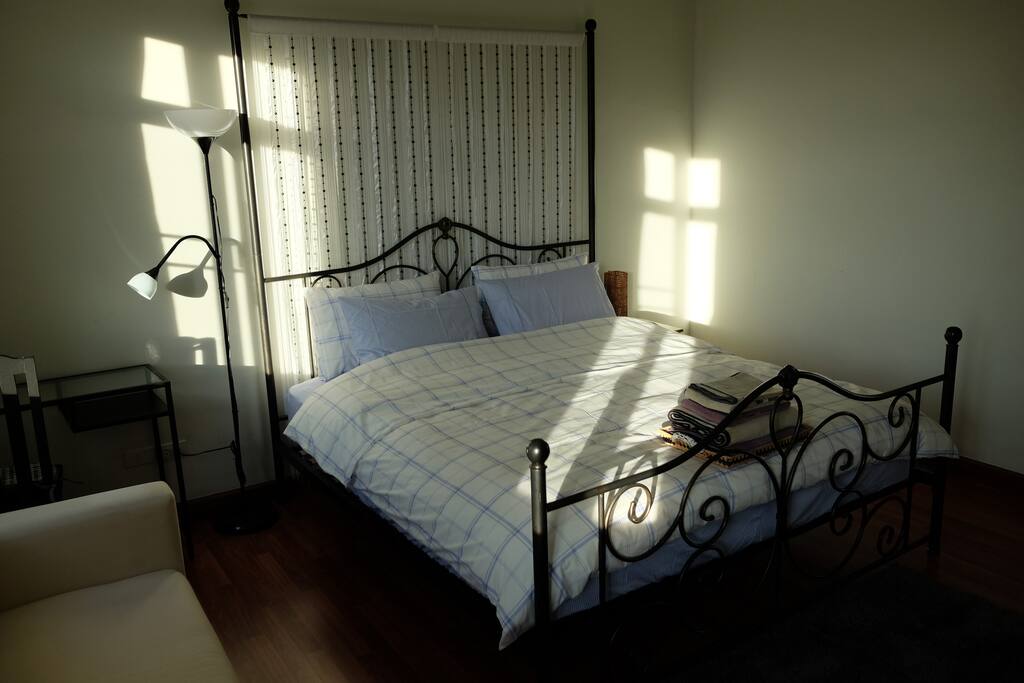 Lots of in-room living and working space downstair