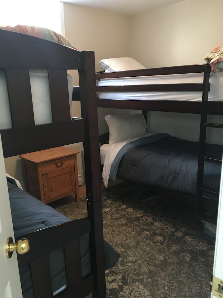 Spodná - poschodová izba 