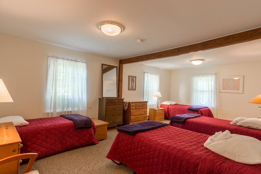 Bedroom 3 (downstairs)