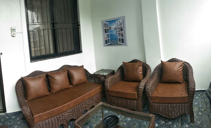 Rold&roub Town House By The Beach - Puerto Galera