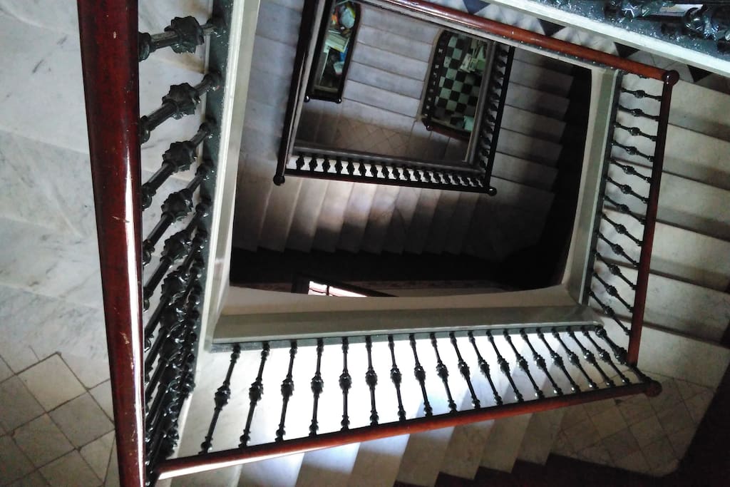 escaleras edificio / stairs edificio