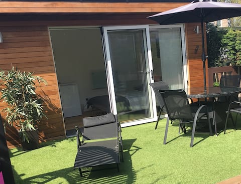 Top performing Airbnb: Self contained annexe in Stockport