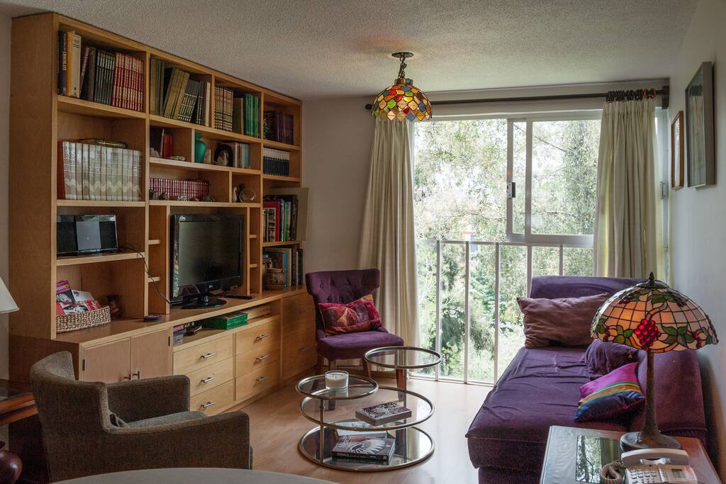 Luminoso, cálido y confortable departamento