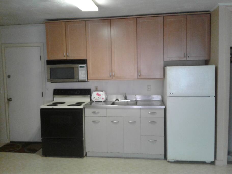 Fully equipped kitchen