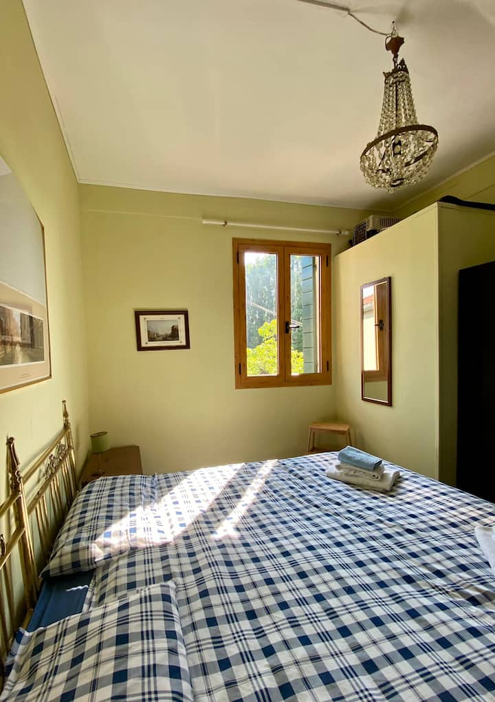 фотоапарат 2