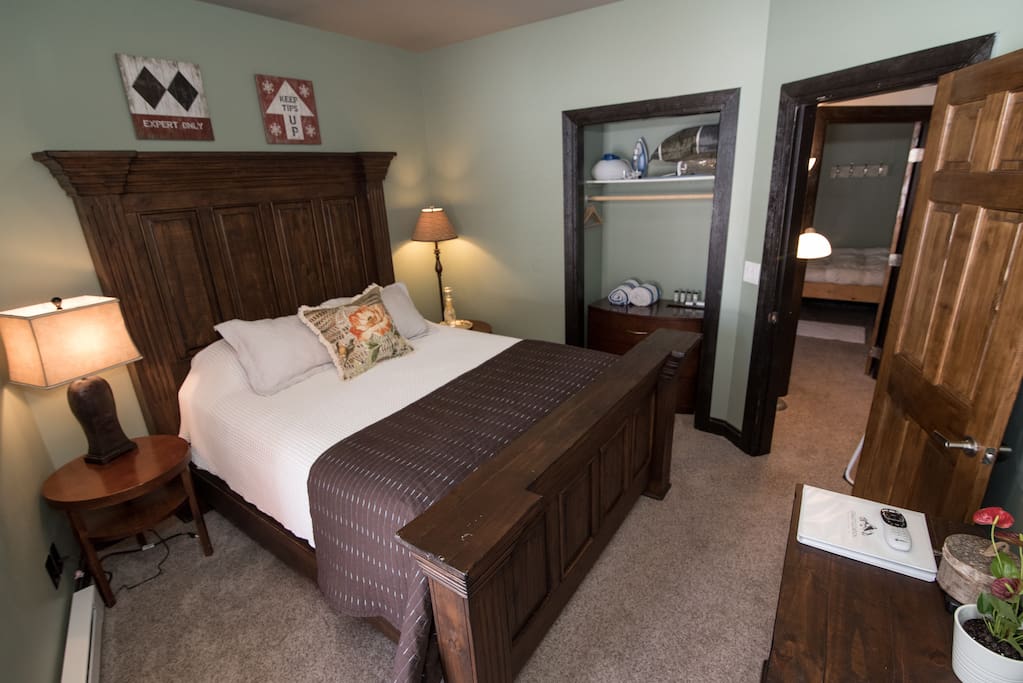 Spruce Room - Queen size bed, satellite TV with premium movie channels, free Wi-Fi, and his and hers luxury bath amenities.