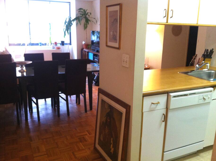 * Great sunlight throughout * Multiple yoga/exercise mats and blocks * 40 inch flat screen LCD HDTV * Controllable Heating / Air Conditioning * High-speed WiFi internet