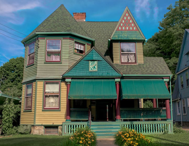 Top 10 Airbnb Vacation Rentals In Binghamton, New York Updated 2024