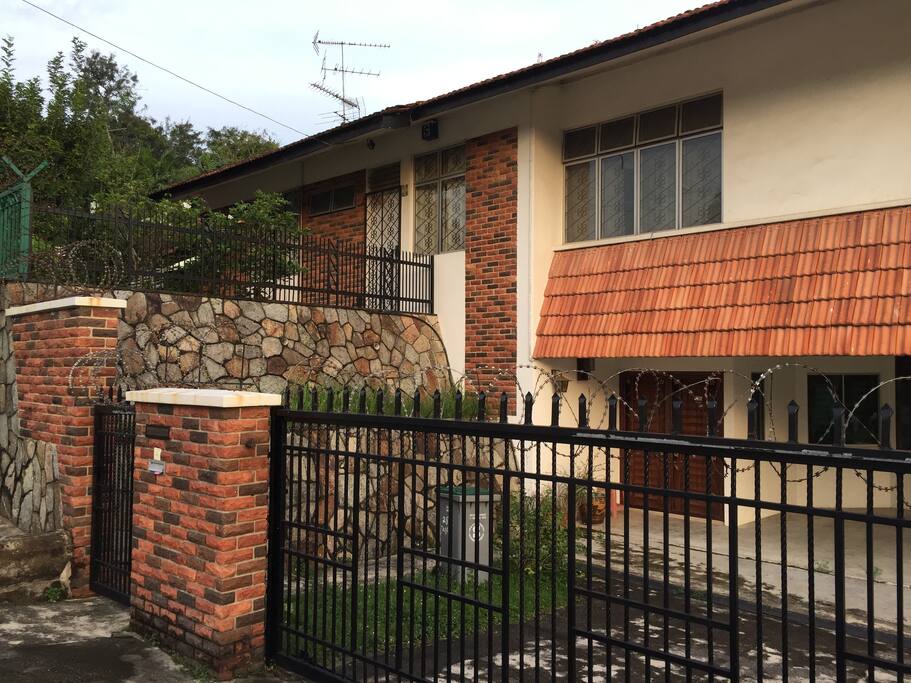 City centre bungalow with character