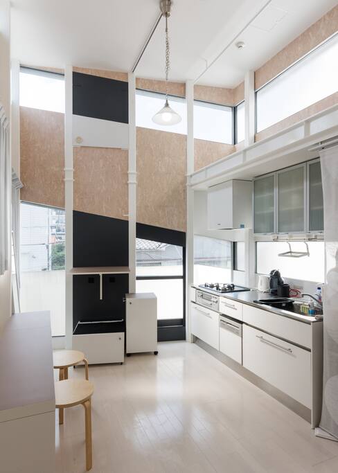 dining area: high ceiling and ceiling fun