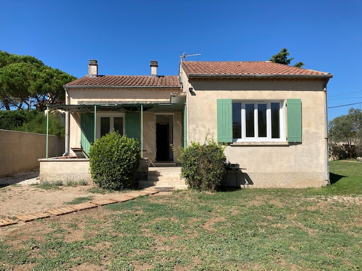 SaintRémydeProvence locations de vacances et logements ProvenceAlpesCôte d'Azur, France