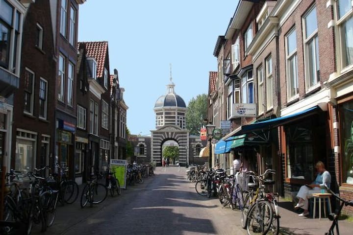 Big apartment in old historic city center Leiden