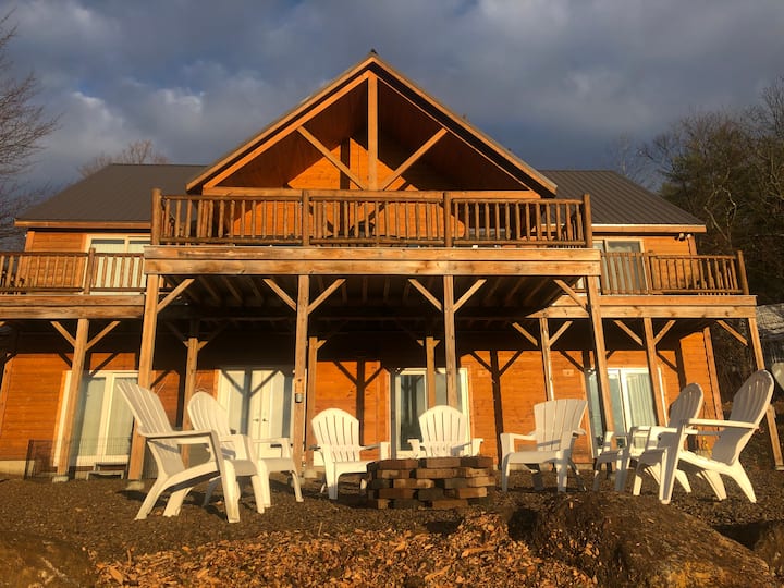 The Bristol Home Beautiful Log Cabin Cabins for Rent in Bristol, New