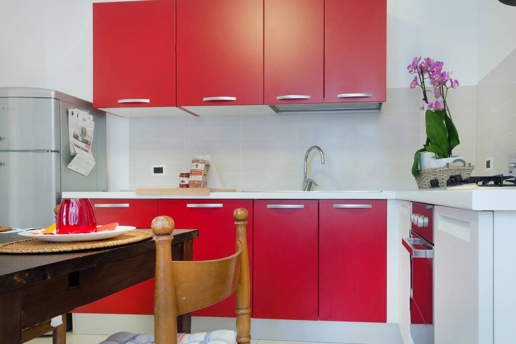 CUCINA CON LAVASTOVIGLIE